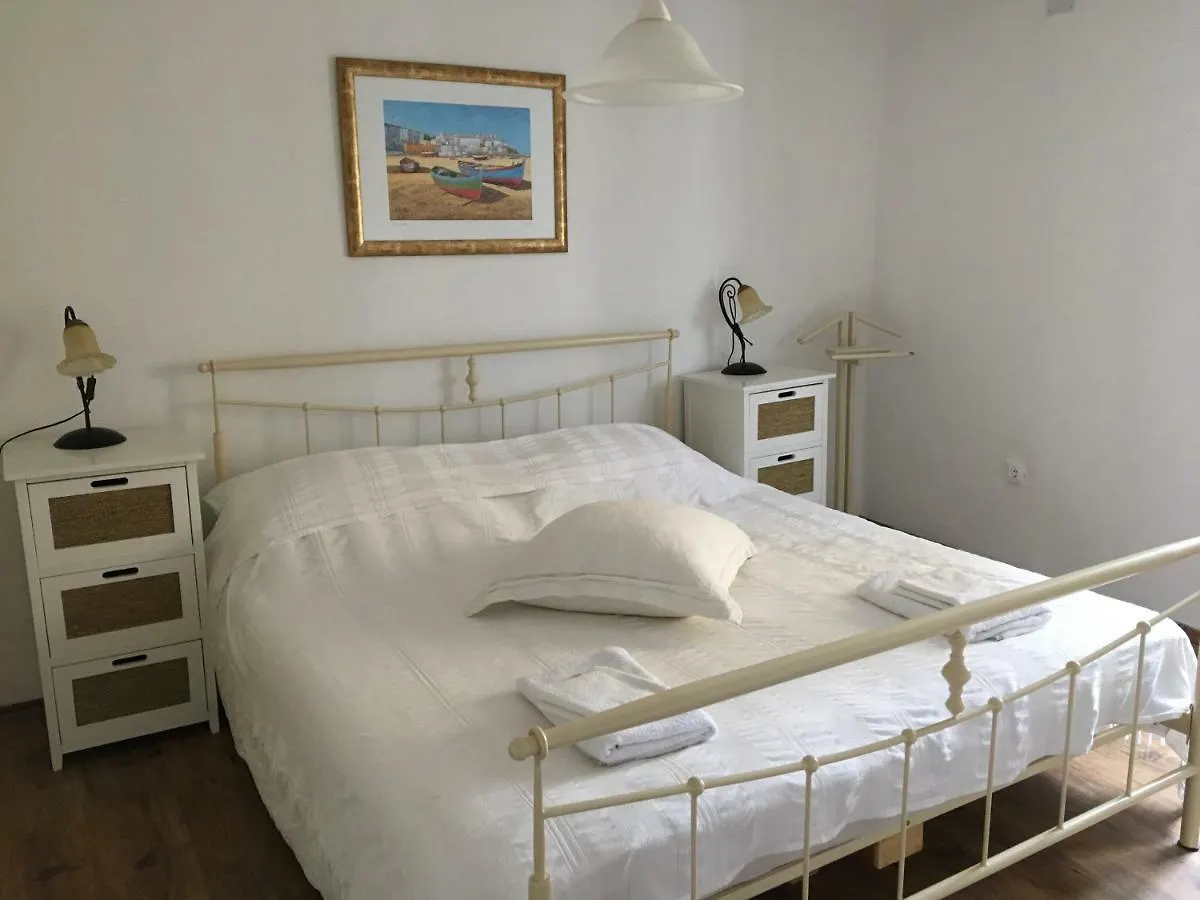 Apartments KAKI nur 100 meter vom Strand Mošćenička Draga